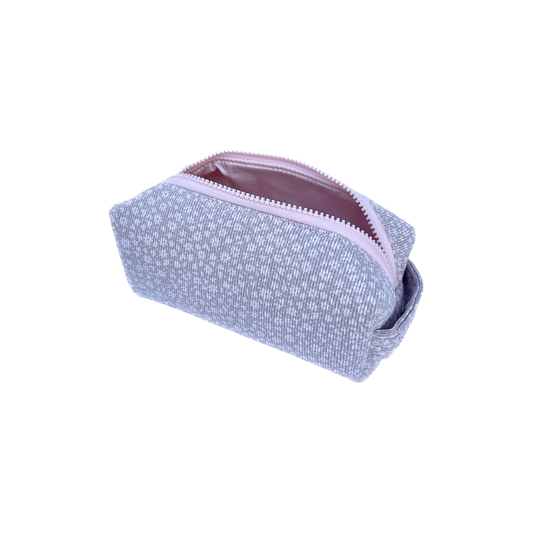 Quilted Cotton Makeup/ Cosmetic / Travel Bag / Pencil case/ Storage Bag - Daisy Dream