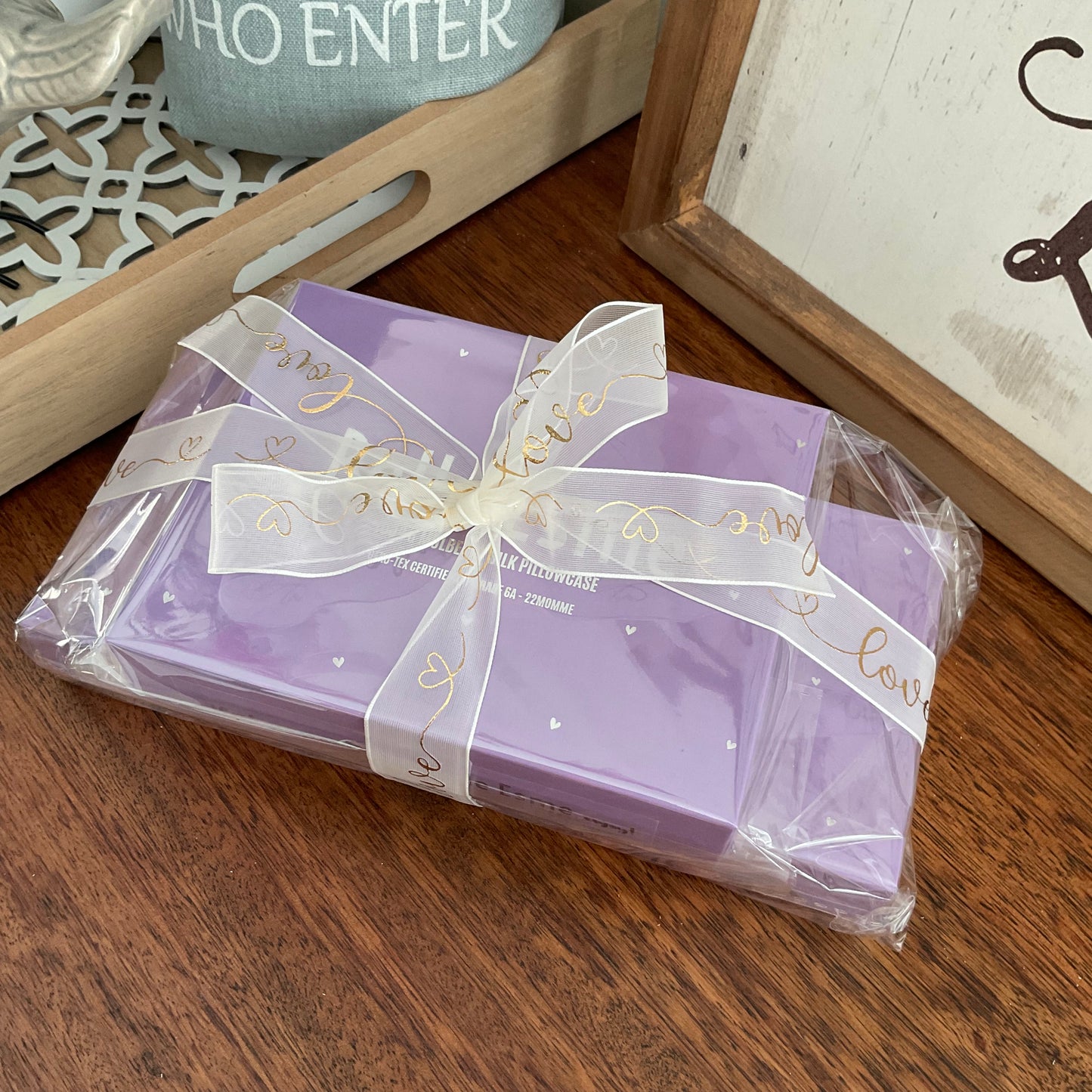 Gift wrapping