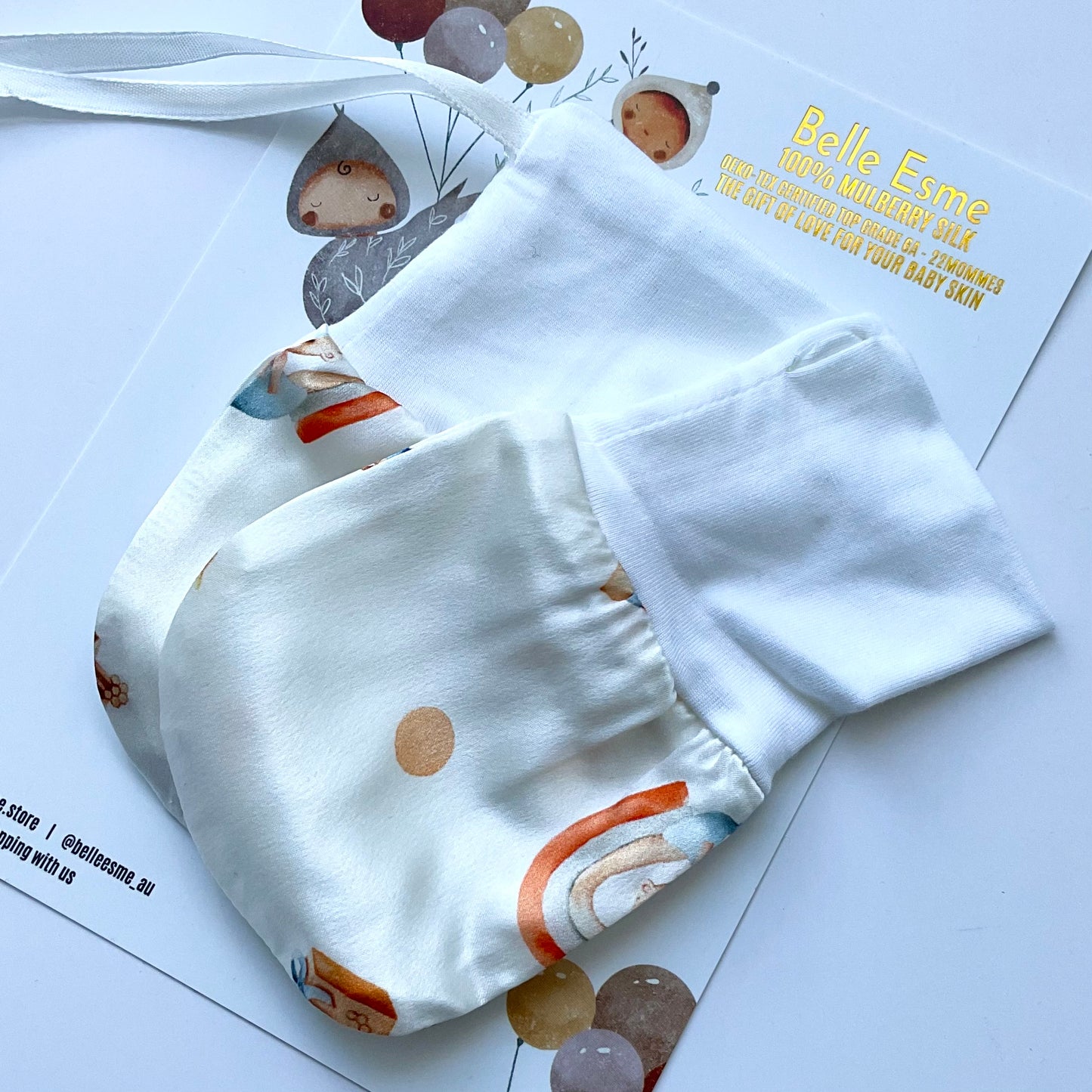 Mulberry silk baby mittens anti scratching helps with eczema - Cute rainbow print
