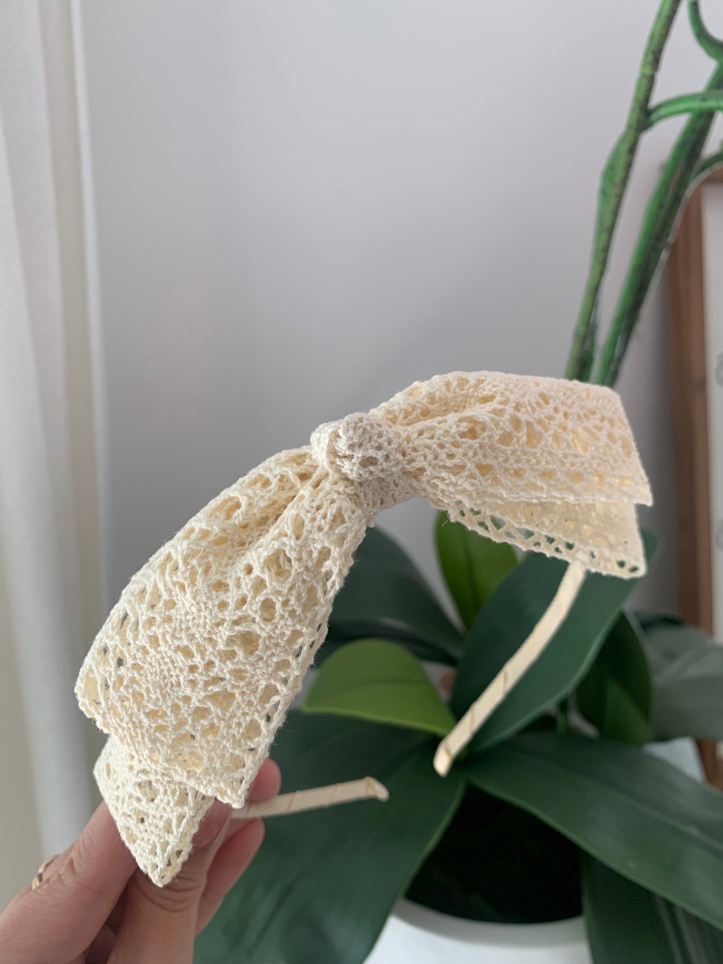 Romantic Lace Headband - Charlotte
