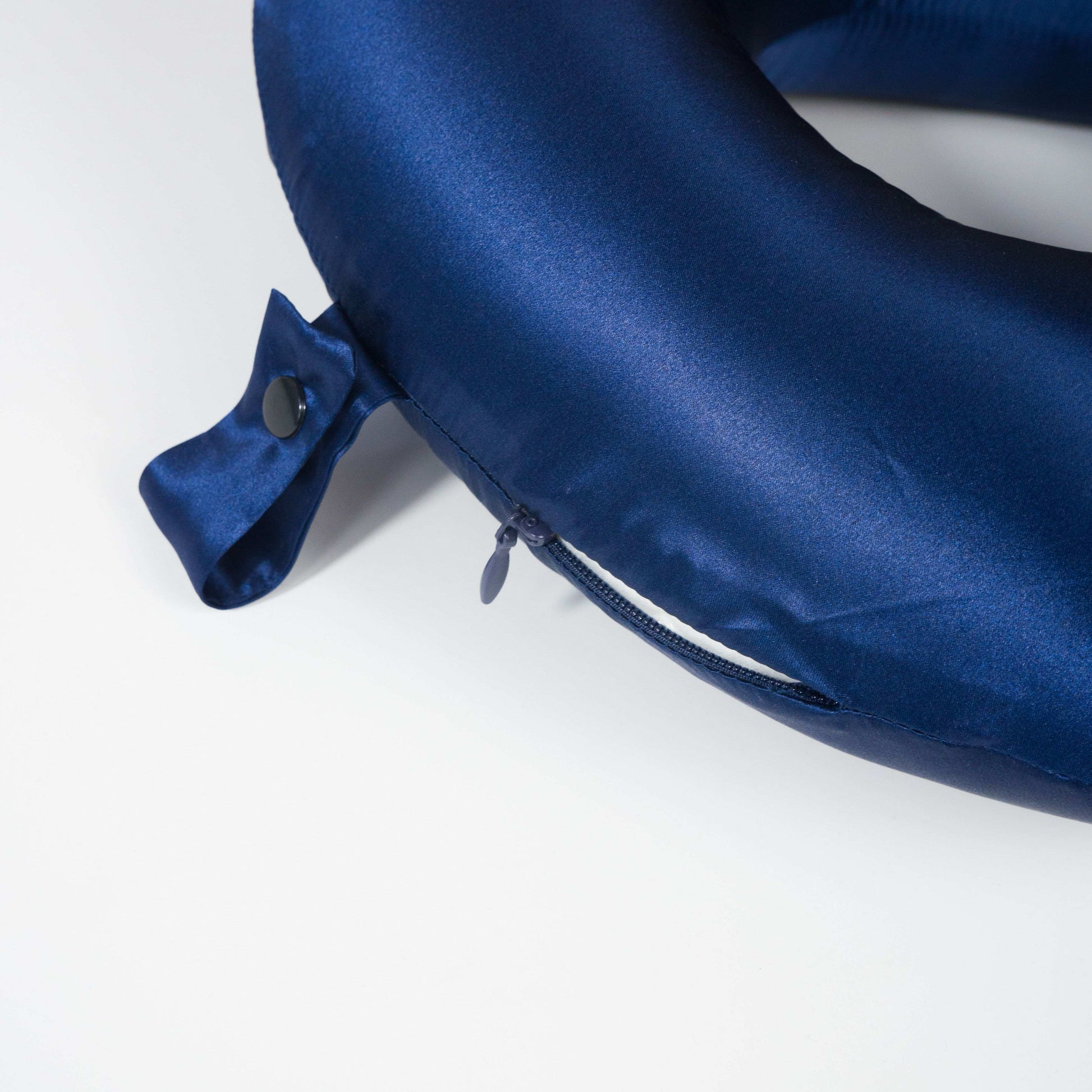Mulberry silk travel neck cushion, u shaped