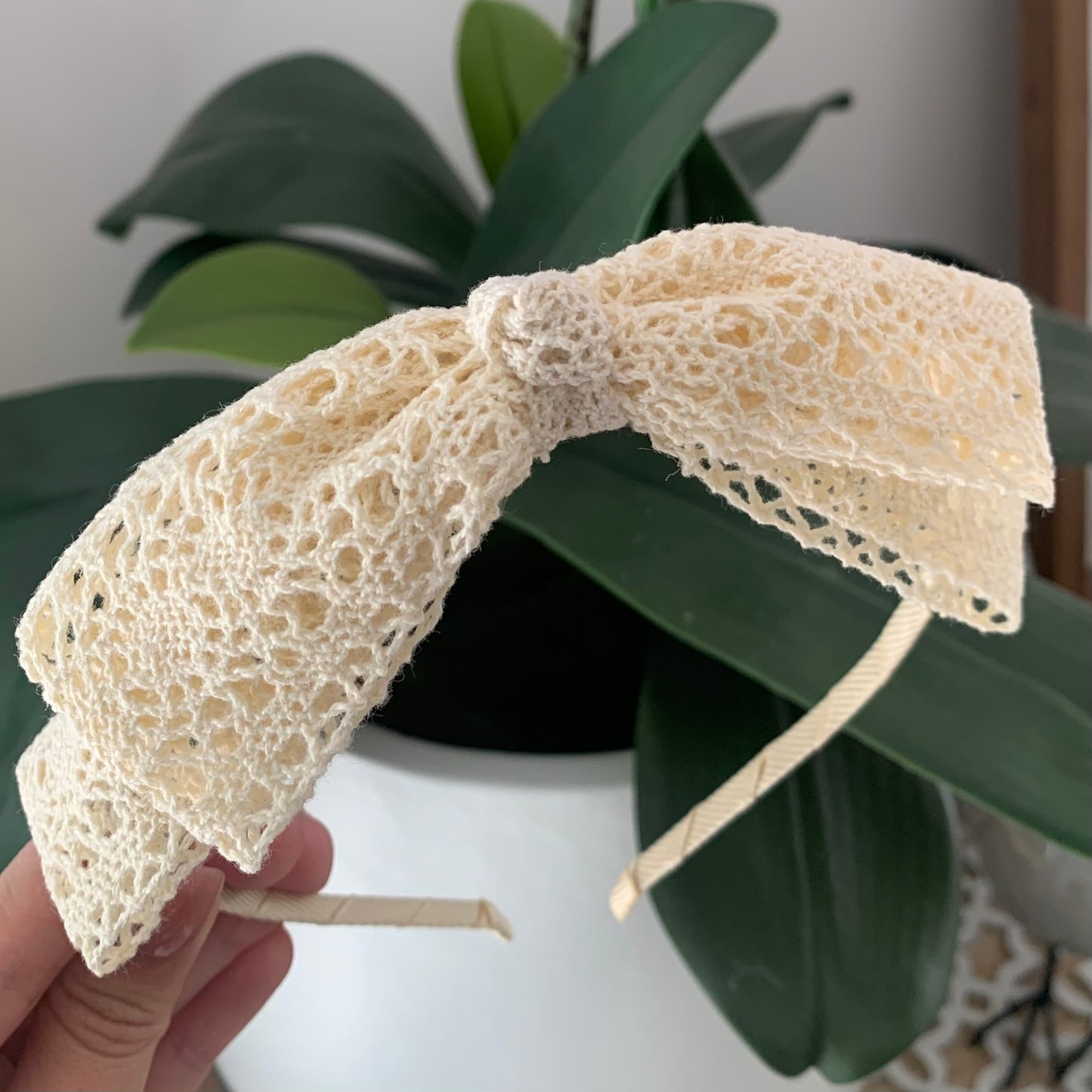 Romantic Lace Headband - Charlotte